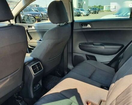 Киа Соренто, объемом двигателя 1.7 л и пробегом 179 тыс. км за 18500 $, фото 23 на Automoto.ua