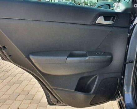 Киа Соренто, объемом двигателя 1.7 л и пробегом 179 тыс. км за 18500 $, фото 21 на Automoto.ua
