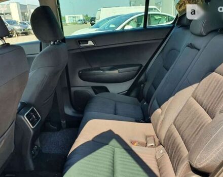 Киа Соренто, объемом двигателя 1.7 л и пробегом 179 тыс. км за 18500 $, фото 22 на Automoto.ua