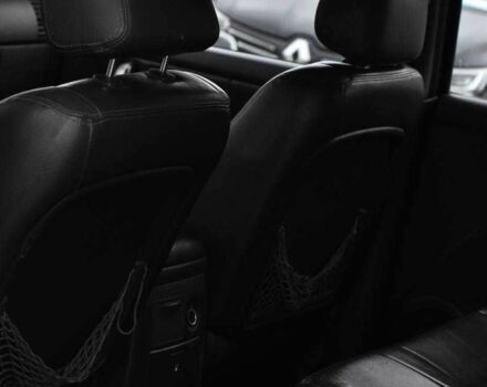 Киа Соренто, объемом двигателя 2.5 л и пробегом 336 тыс. км за 2950 $, фото 17 на Automoto.ua