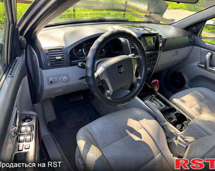 Киа Соренто, объемом двигателя 2.5 л и пробегом 0 тыс. км за 3800 $, фото 8 на Automoto.ua