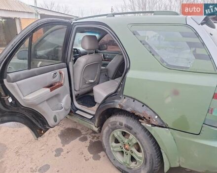 Киа Соренто, объемом двигателя 2.5 л и пробегом 334 тыс. км за 4000 $, фото 7 на Automoto.ua