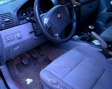 Киа Соренто 2004 в Смеле на Automoto.ua Киа Соренто, объемом двигателя 2.5 л и пробегом 303 тыс. км за 2000 $, фото 2 на Automoto.ua