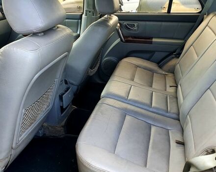 Киа Соренто, объемом двигателя 3.5 л и пробегом 280 тыс. км за 1800 $, фото 2 на Automoto.ua