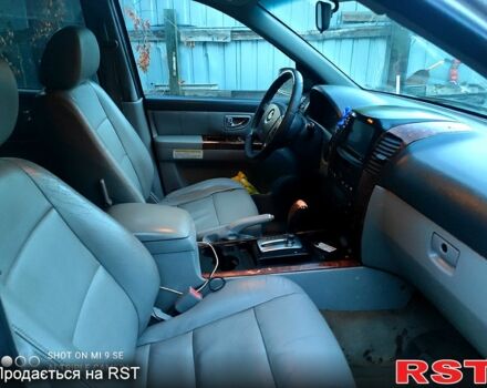 Киа Соренто, объемом двигателя 2.5 л и пробегом 350 тыс. км за 3750 $, фото 4 на Automoto.ua
