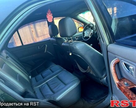 Кіа Соренто, об'ємом двигуна 2.5 л та пробігом 200 тис. км за 2450 $, фото 12 на Automoto.ua