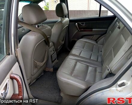 Киа Соренто, объемом двигателя 2.4 л и пробегом 342 тыс. км за 3300 $, фото 2 на Automoto.ua