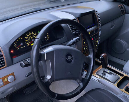 Киа Соренто, объемом двигателя 2.5 л и пробегом 225 тыс. км за 4200 $, фото 9 на Automoto.ua