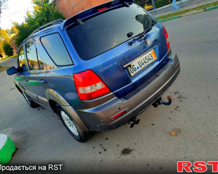 Киа Соренто, объемом двигателя 2.5 л и пробегом 300 тыс. км за 3600 $, фото 2 на Automoto.ua