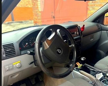 Киа Соренто, объемом двигателя 2.5 л и пробегом 230 тыс. км за 3800 $, фото 3 на Automoto.ua
