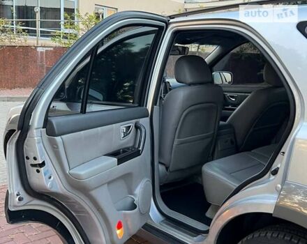 Киа Соренто, объемом двигателя 2.5 л и пробегом 233 тыс. км за 9300 $, фото 20 на Automoto.ua