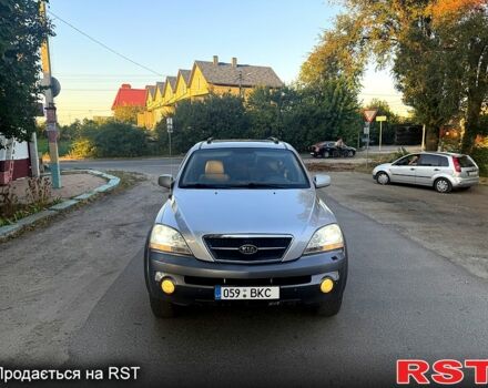 Киа Соренто, объемом двигателя 2.5 л и пробегом 200 тыс. км за 3950 $, фото 4 на Automoto.ua
