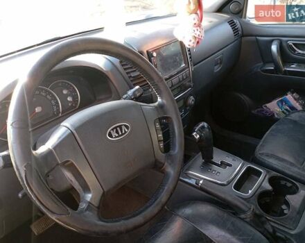 Киа Соренто, объемом двигателя 2.5 л и пробегом 300 тыс. км за 5000 $, фото 3 на Automoto.ua