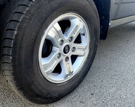 Киа Соренто, объемом двигателя 2.5 л и пробегом 200 тыс. км за 3950 $, фото 1 на Automoto.ua