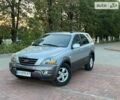 Киа Соренто, объемом двигателя 2.5 л и пробегом 233 тыс. км за 9300 $, фото 2 на Automoto.ua