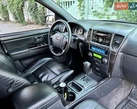 Кіа Соренто, об'ємом двигуна 2.5 л та пробігом 210 тис. км за 9500 $, фото 7 на Automoto.ua