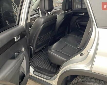 Киа Соренто, объемом двигателя 2.2 л и пробегом 230 тыс. км за 13100 $, фото 6 на Automoto.ua