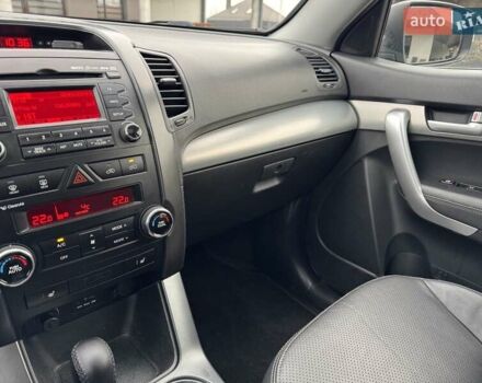 Киа Соренто, объемом двигателя 2.2 л и пробегом 248 тыс. км за 11900 $, фото 25 на Automoto.ua