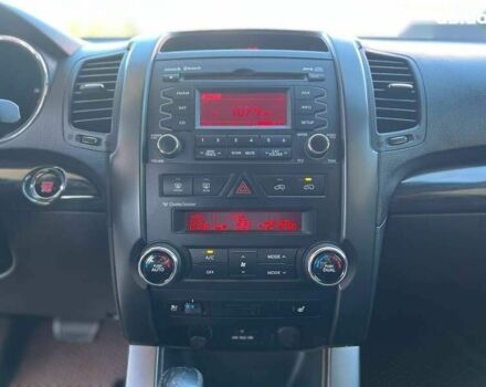 Киа Соренто, объемом двигателя 2.2 л и пробегом 243 тыс. км за 12900 $, фото 14 на Automoto.ua