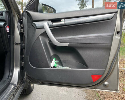 Кіа Соренто, об'ємом двигуна 2.2 л та пробігом 232 тис. км за 13700 $, фото 24 на Automoto.ua