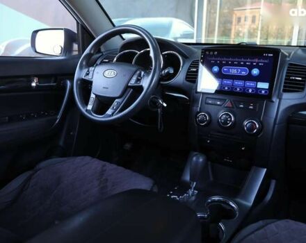 Киа Соренто, объемом двигателя 0 л и пробегом 211 тыс. км за 12000 $, фото 8 на Automoto.ua