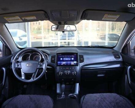 Киа Соренто, объемом двигателя 0 л и пробегом 211 тыс. км за 12000 $, фото 9 на Automoto.ua