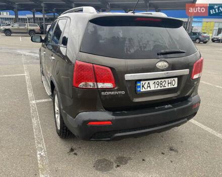 Киа Соренто, объемом двигателя 2.4 л и пробегом 260 тыс. км за 11200 $, фото 4 на Automoto.ua