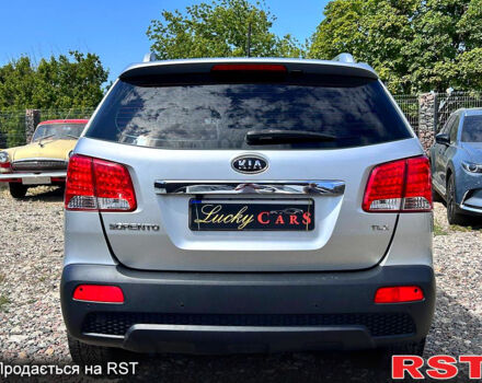 Киа Соренто, объемом двигателя 2 л и пробегом 242 тыс. км за 12700 $, фото 5 на Automoto.ua