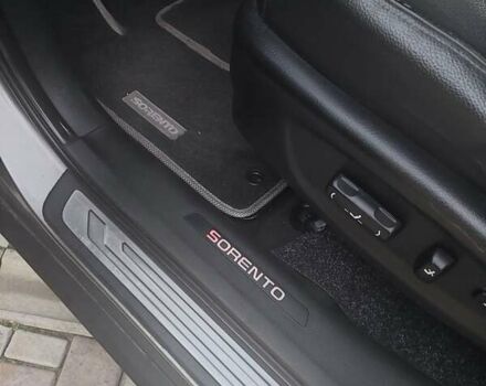 Кіа Соренто, об'ємом двигуна 2.2 л та пробігом 202 тис. км за 14800 $, фото 5 на Automoto.ua