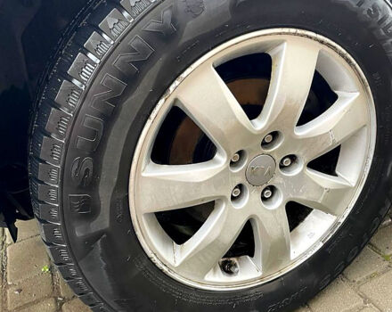 Кіа Соренто, об'ємом двигуна 2.4 л та пробігом 270 тис. км за 11000 $, фото 3 на Automoto.ua