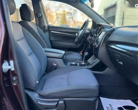 Кіа Соренто, об'ємом двигуна 0 л та пробігом 304 тис. км за 10600 $, фото 21 на Automoto.ua