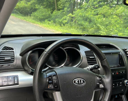Киа Соренто, объемом двигателя 2.2 л и пробегом 259 тыс. км за 13400 $, фото 13 на Automoto.ua
