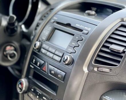 Кіа Соренто, об'ємом двигуна 2.2 л та пробігом 201 тис. км за 14000 $, фото 15 на Automoto.ua