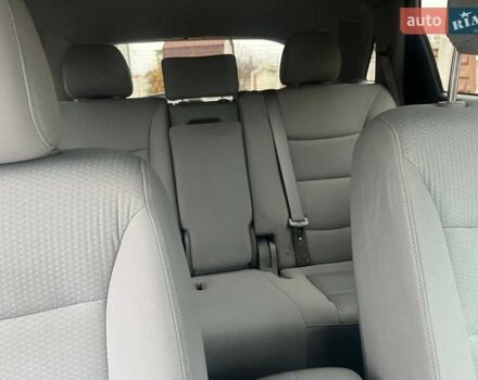Кіа Соренто, об'ємом двигуна 2.35 л та пробігом 197 тис. км за 12500 $, фото 7 на Automoto.ua