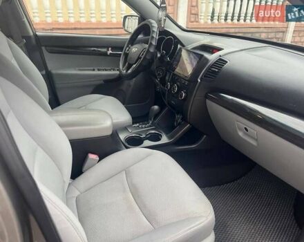 Кіа Соренто, об'ємом двигуна 2.35 л та пробігом 197 тис. км за 12500 $, фото 8 на Automoto.ua