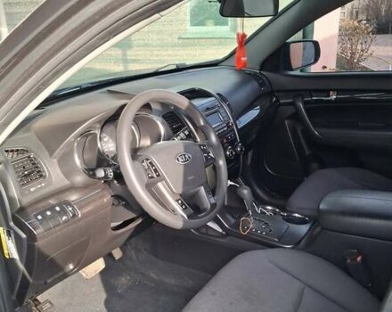 Кіа Соренто, об'ємом двигуна 2.4 л та пробігом 145 тис. км за 11000 $, фото 6 на Automoto.ua