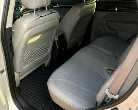 Киа Соренто, объемом двигателя 24 л и пробегом 180 тыс. км за 11500 $, фото 10 на Automoto.ua