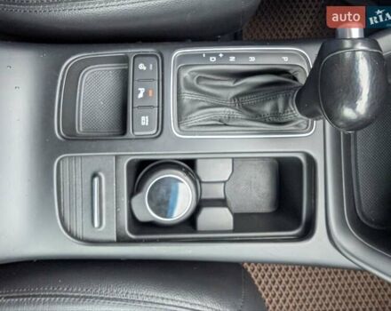 Кіа Соренто, об'ємом двигуна 2.2 л та пробігом 206 тис. км за 17000 $, фото 19 на Automoto.ua
