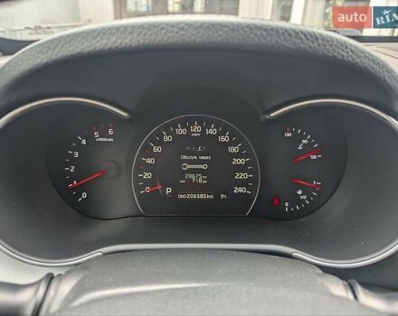 Кіа Соренто, об'ємом двигуна 2.2 л та пробігом 206 тис. км за 17000 $, фото 25 на Automoto.ua