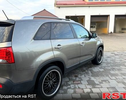 Киа Соренто, объемом двигателя 2.2 л и пробегом 189 тыс. км за 15700 $, фото 4 на Automoto.ua