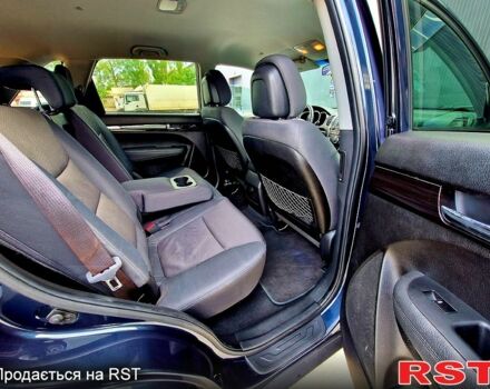 Киа Соренто, объемом двигателя 2.4 л и пробегом 300 тыс. км за 10000 $, фото 6 на Automoto.ua