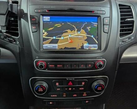 Кіа Соренто, об'ємом двигуна 2.2 л та пробігом 206 тис. км за 17000 $, фото 15 на Automoto.ua