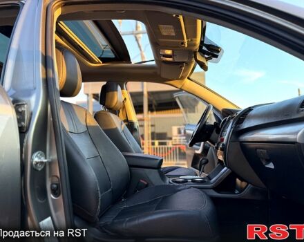 Кіа Соренто, об'ємом двигуна 2.2 л та пробігом 196 тис. км за 14999 $, фото 4 на Automoto.ua