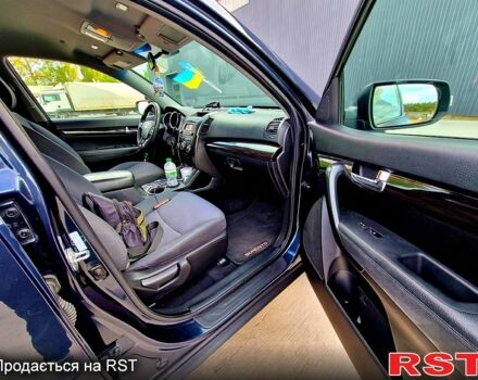 Киа Соренто, объемом двигателя 2.4 л и пробегом 300 тыс. км за 10000 $, фото 9 на Automoto.ua