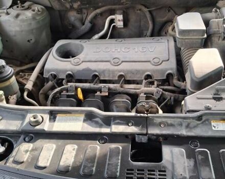 Кіа Соренто, об'ємом двигуна 2.4 л та пробігом 145 тис. км за 11000 $, фото 8 на Automoto.ua