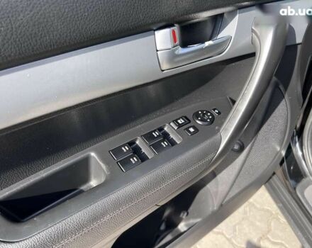 Киа Соренто, объемом двигателя 2.2 л и пробегом 290 тыс. км за 15490 $, фото 13 на Automoto.ua