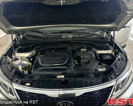 Киа Соренто, объемом двигателя 2 л и пробегом 207 тыс. км за 16200 $, фото 13 на Automoto.ua