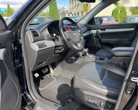 Киа Соренто, объемом двигателя 2.2 л и пробегом 290 тыс. км за 15490 $, фото 16 на Automoto.ua
