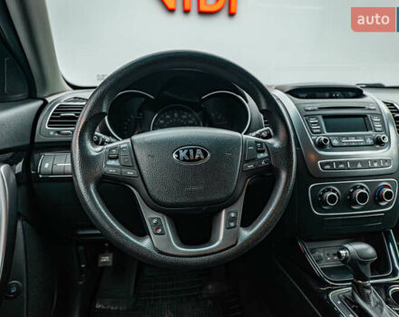 Киа Соренто, объемом двигателя 2.4 л и пробегом 180 тыс. км за 11717 $, фото 11 на Automoto.ua