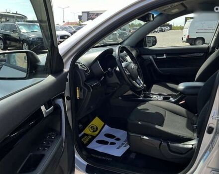 Киа Соренто, объемом двигателя 2.4 л и пробегом 96 тыс. км за 13800 $, фото 8 на Automoto.ua